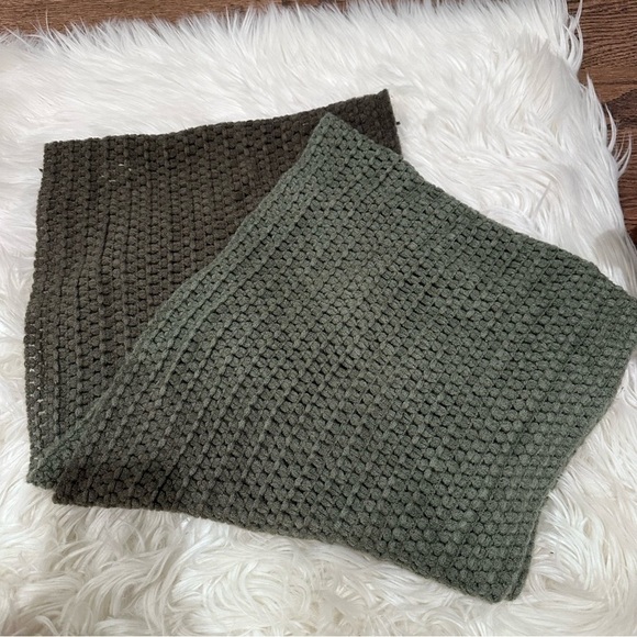 Green Ombre Infinity Scarf - Picture 2 of 3